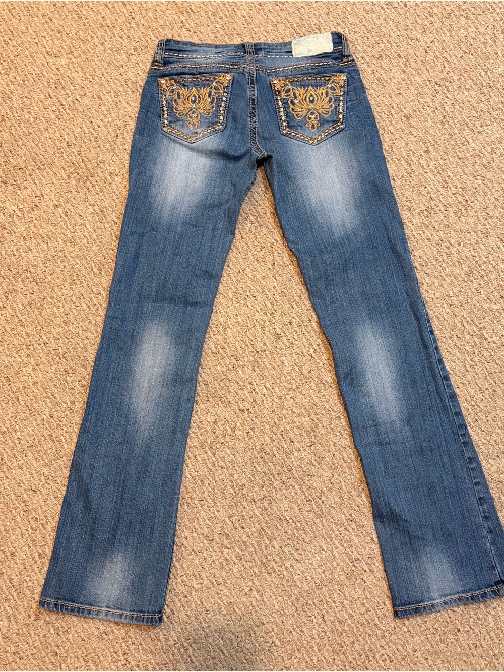 Shyanne Women's Size 27 Regular Embroidered Sequined Bootcut Flare Jeans